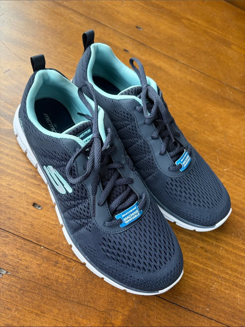 Skechers Navy Lite-Weight Sneakers Sz 9.5